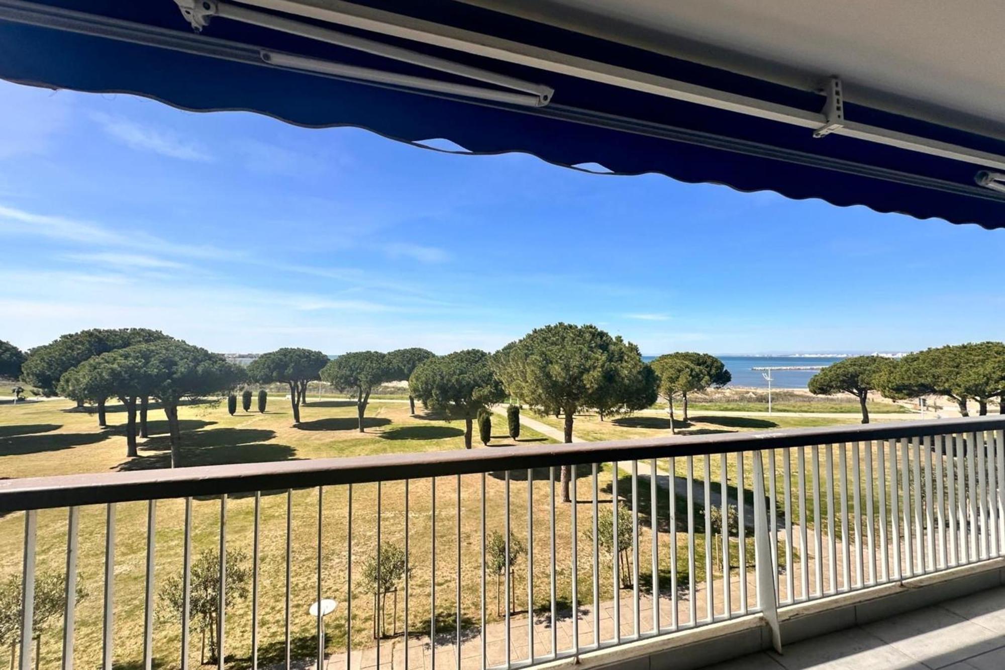 Le Mistral Appartement Standing Avec Vue Mer Exceptionnelle En 1Ere Ligne Le Grau-du-Roi Exteriér fotografie